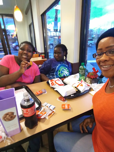 Fast Food Restaurant «Chick-fil-A», reviews and photos, 256 W Lee Hwy, Warrenton, VA 20186, USA