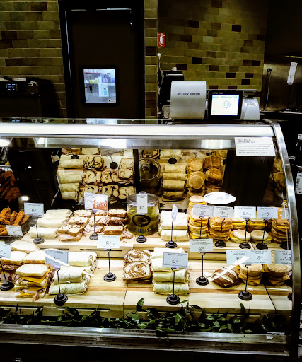 Grocery Store «Lunds & Byerlys», reviews and photos, 115 10th St E, St Paul, MN 55101, USA