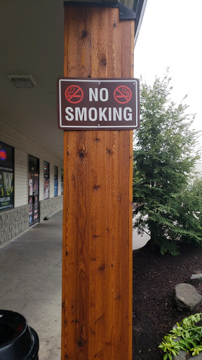 Liquor Store «Hyland Hills Liquor Store», reviews and photos, 14334 SW Allen Blvd, Beaverton, OR 97005, USA