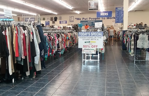 Thrift Store «Bayville Goodwill», reviews and photos, 333 U.S. 9, Bayville, NJ 08721, USA