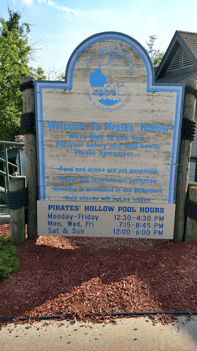 Water Park «Pirates’ Hollow Waterpark», reviews and photos, 201 N Webster St, Port Washington, WI 53074, USA