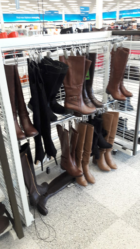 Clothing Store «Ross Dress for Less», reviews and photos, 1275 W Pearce Blvd, Wentzville, MO 63385, USA