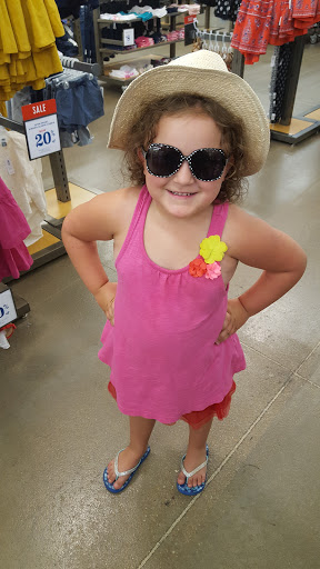 Clothing Store «Old Navy», reviews and photos, 725 Gravois Rd, Fenton, MO 63026, USA