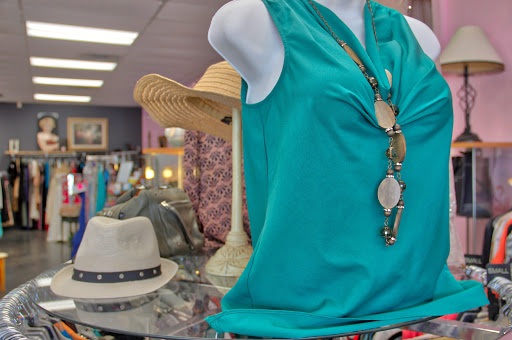 Boutique «What Women Want Resale Boutique», reviews and photos, 9012 Research Blvd Ste C12, Austin, TX 78758, USA