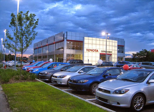 Toyota Dealer «Expressway Toyota», reviews and photos, 700 William T Morrissey Blvd, Boston, MA 02122, USA