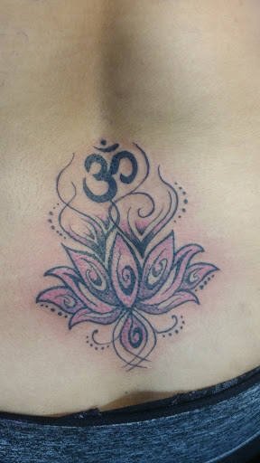 Tattoo Shop «Rage Tattoo», reviews and photos, 6411 Whittier Blvd, Los Angeles, CA 90022, USA