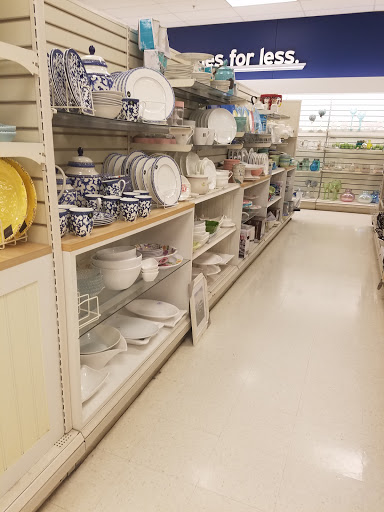 Department Store «Marshalls», reviews and photos, 460 E Waterfront Dr, Homestead, PA 15120, USA