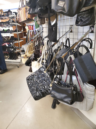 Store «Goodwill», reviews and photos, 190 Columbus Blvd, New Britain, CT 06051, USA