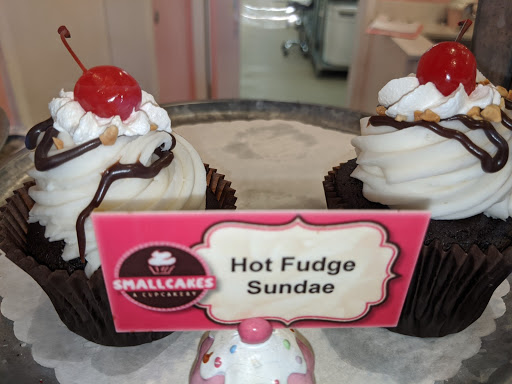 Bakery «Smallcakes Cupcakery & Creamery», reviews and photos, 9699 N Hayden Rd #109, Scottsdale, AZ 85258, USA