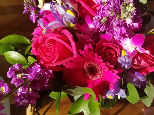 Florist «A Belvidere Florist and Gift Shop», reviews and photos, 638 Rogers St, Lowell, MA 01852, USA