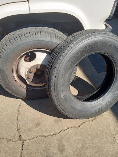 Tire Shop «Royal Automotive Center», reviews and photos, 250 Lakeport Blvd, Lakeport, CA 95453, USA