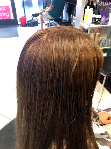 Beauty Salon «Hollywood Hair Salon», reviews and photos, 1100 N Blue Mound Rd, Saginaw, TX 76131, USA