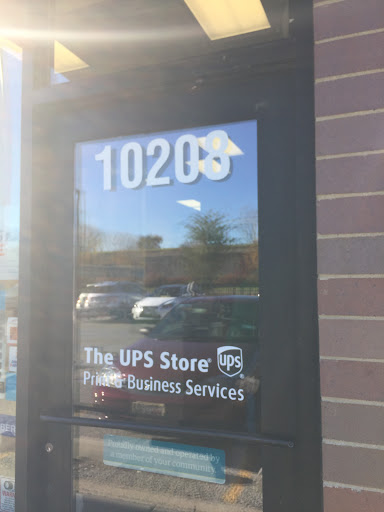 Shipping and Mailing Service «The UPS Store», reviews and photos, 10208 S Indianapolis Ave, Chicago, IL 60617, USA