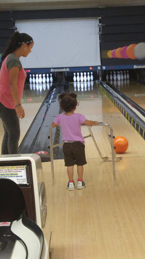 Bowling Alley «Pin Twist Family Entertainment Center», reviews and photos, 308 TX-46, Seguin, TX 78155, USA