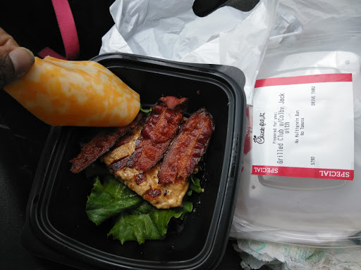 Fast Food Restaurant «Chick-fil-A», reviews and photos, 301 E Loop Rd, Wheaton, IL 60189, USA