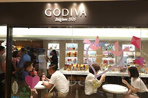 GODIVA Breeze Center Store image