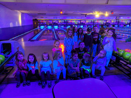 Bowling Alley «Laraway Lanes», reviews and photos, 1009 W Laraway Rd, New Lenox, IL 60451, USA