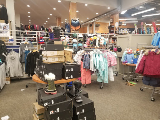 Ski Rental Service «Christy Sports - Ski & Patio», reviews and photos, 182 Avon Rd, Avon, CO 81620, USA