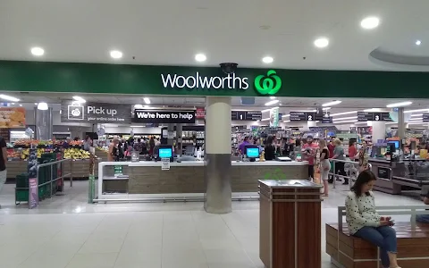 Woolworths Surfers Paradise image