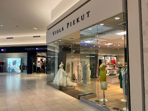 Shopping Mall «Fashion Outlets of Chicago», reviews and photos, 5220 Fashion Outlets Way, Rosemont, IL 60018, USA