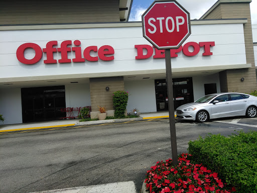 Shopping Mall «Tower Shops», reviews and photos, 1904 S University Dr, Davie, FL 33324, USA