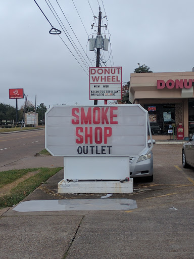 Tobacco Shop «Baytown Smoke Shop», reviews and photos, 3620 Garth Rd, Baytown, TX 77521, USA