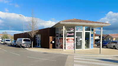 L'onglerie du Born à Saint-Julien-en-Born