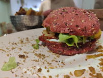 Hamburger végétarien du Restaurant végétalien Gurou à La Rochelle - n°12