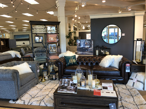 Furniture Store «Value City Furniture», reviews and photos, 2720 N Mall Dr, Virginia Beach, VA 23452, USA