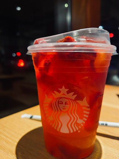 Coffee Shop «Starbucks», reviews and photos, 1068-1070 Chapel St, New Haven, CT 06510, USA