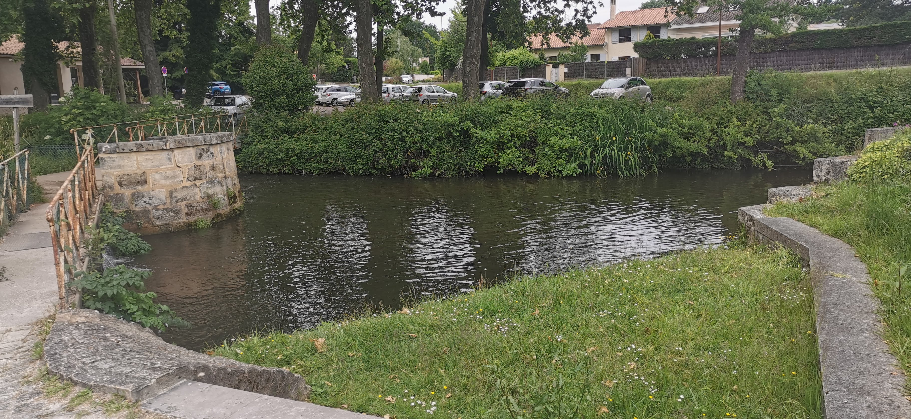 Photo n° 6 de l'avis de Sab.a fait le 23/05/2023 à 05:59