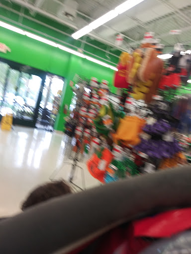 Pet Supply Store «Pet Supplies Plus», reviews and photos, 4923 Sheridan St, Hollywood, FL 33021, USA