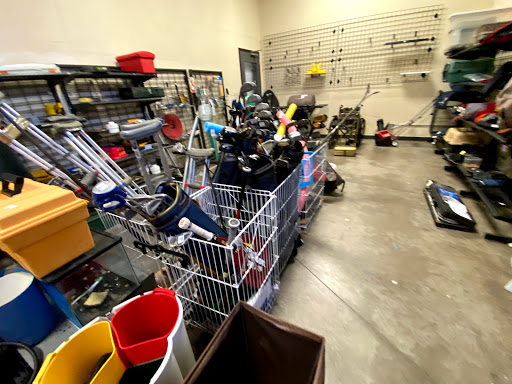 Thrift Store «Discover Goodwill Circle Retail Center», reviews and photos