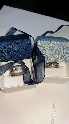 Jewelry Store «Trinity Diamonds and Fine Jewelry», reviews and photos, 6070 N Oracle Rd, Tucson, AZ 85704, USA