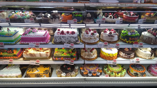 Grocery Store «Superior Grocers», reviews and photos, 6931 La Palma Ave, Buena Park, CA 90620, USA