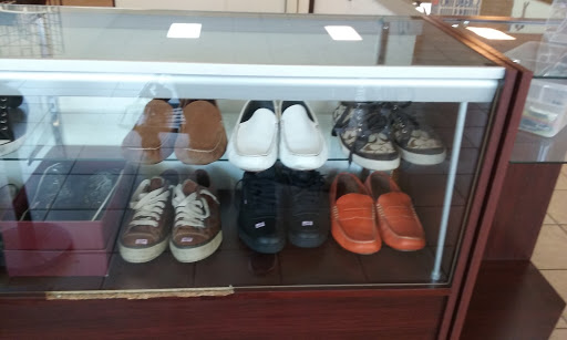 Thrift Store «Salvation Army Thrift Shop», reviews and photos, 3300 Moffett Rd, Mobile, AL 36607, USA