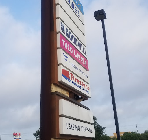 Tire Shop «Firestone Complete Auto Care», reviews and photos, 20301 I-35, Kyle, TX 78640, USA
