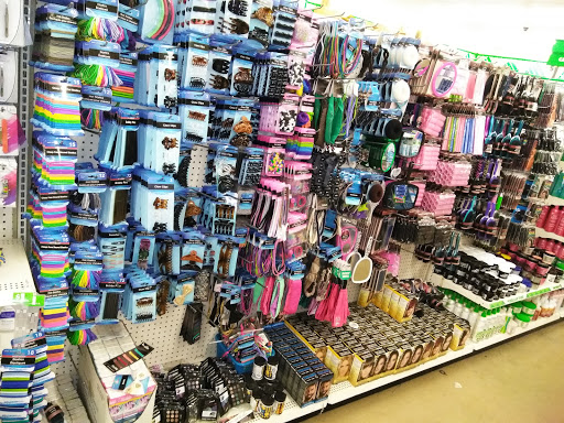 Dollar Store «Dollar Tree», reviews and photos, 4811 Edgmont Ave, Brookhaven, PA 19015, USA