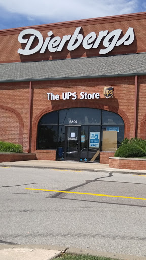Shipping and Mailing Service «The UPS Store», reviews and photos, 6209 Mid Rivers Mall Dr, St Peters, MO 63304, USA