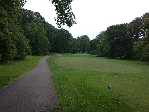 Golf Course «Bobby Nichols Golf Course», reviews and photos, 4301 E Pages Ln, Louisville, KY 40272, USA