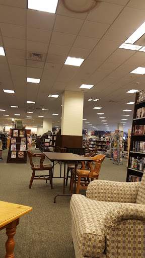 Book Store «Barnes & Noble», reviews and photos, 1001 Barnes Crossing Rd #104, Tupelo, MS 38804, USA