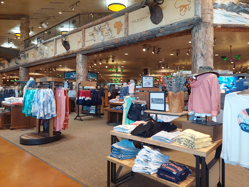 Sporting Goods Store «Bass Pro Shops», reviews and photos, 8200 Dean Martin Dr, Las Vegas, NV 89139, USA