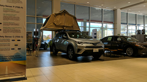 Toyota Dealer «Toyota of Corvallis», reviews and photos, 800 NW 5th St, Corvallis, OR 97330, USA