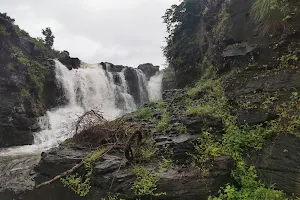 Guru Waterfall image