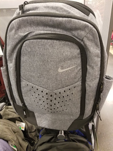 Clothing Store «Nike Factory Store», reviews and photos, 2700 Potomac Mills Cir #511, Woodbridge, VA 22192, USA
