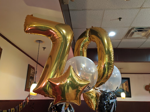 Shopping Mall «Sunwave Shopping Center», reviews and photos, 404 S Service Rd, Patchogue, NY 11772, USA