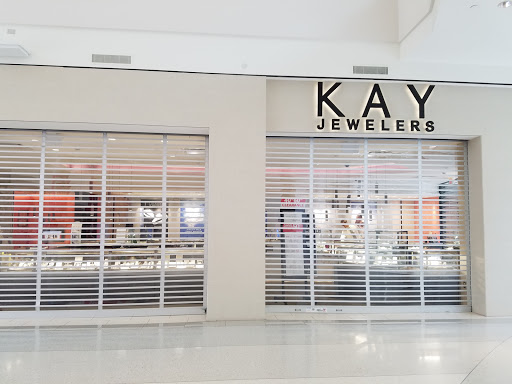 Jewelry Store «Kay Jewelers», reviews and photos, 174 N Garden St, Bloomington, MN 55425, USA