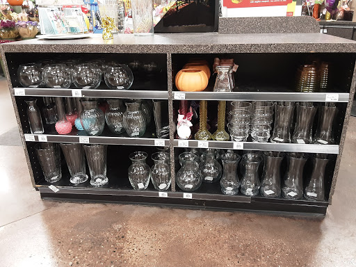 Grocery Store «Kroger», reviews and photos, 525 E Clifty Dr, Madison, IN 47250, USA