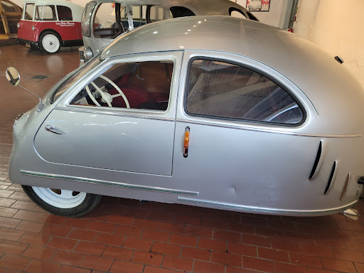 Grocery Store «Whole Foods Market», reviews and photos, 4944 Shelbyville Rd, Louisville, KY 40207, USA