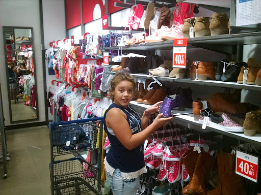 Outlet Mall «Tanger Outlet Rehoboth Beach», reviews and photos, 36470 Seaside Outlet Dr, Rehoboth Beach, DE 19971, USA